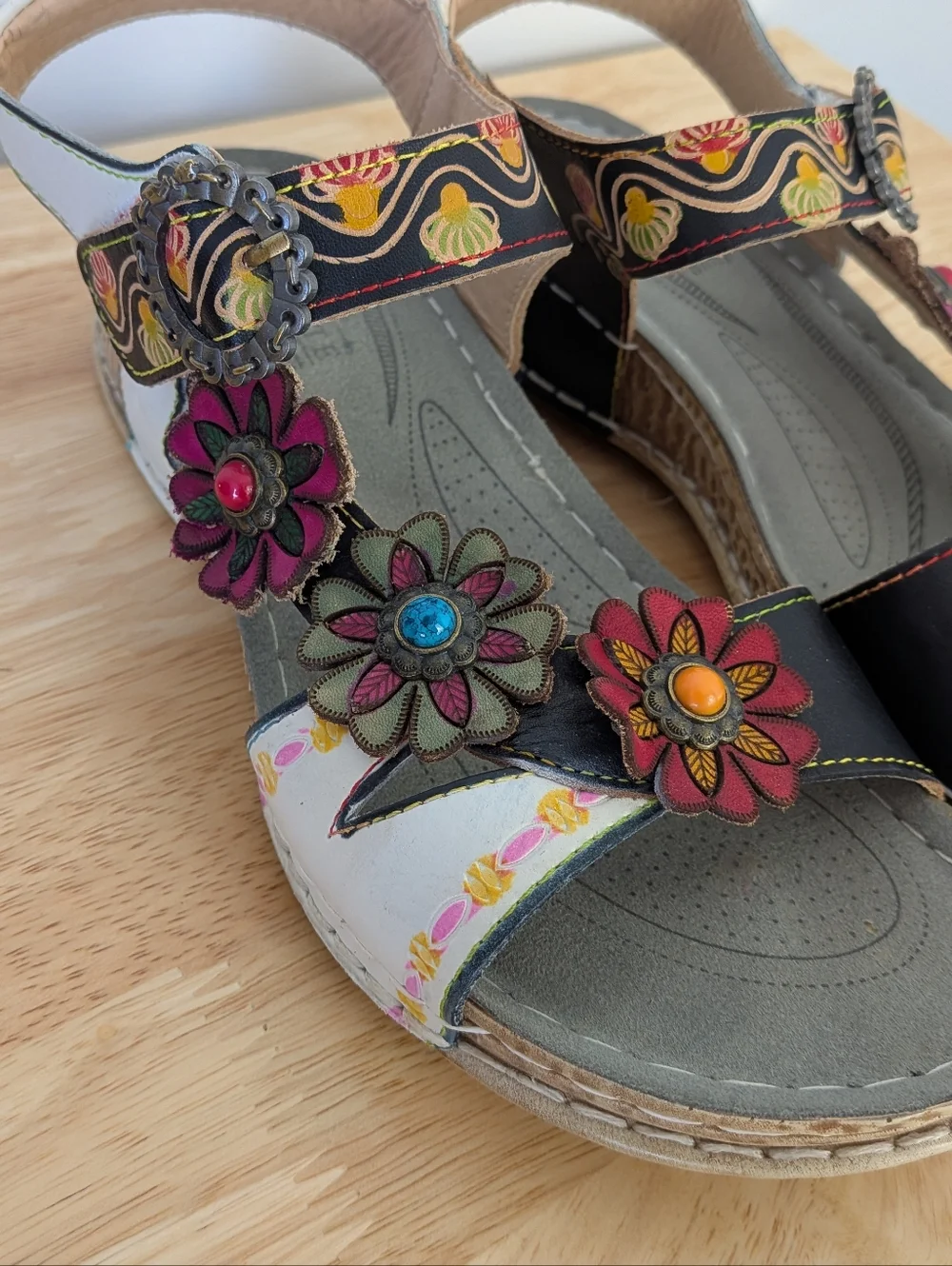 Spring Step L'artiste Nadira Floral Leather Sandal Size 37/7 Art To Wear - Picture 3 of 9